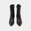 Jonak Djamena Boots