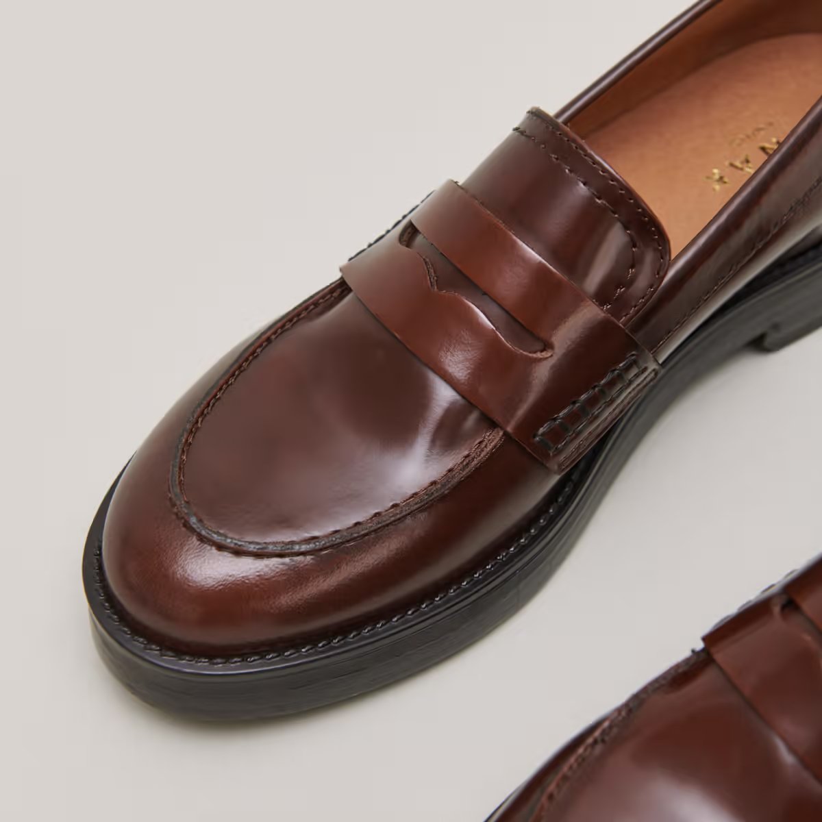 6000575-22--4 Jonak Mirna Loafers