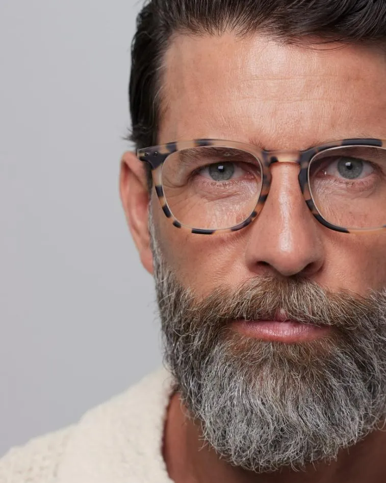 IZIPIZI #E Reading Glasses, Light Tortoise.
