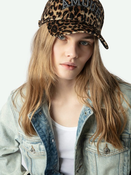 OWHT01147_HERITAGE_HOVER_67a9e34d3ab17 Zadig & Voltaire New Era x ZV Velvet Cap, Heritage.