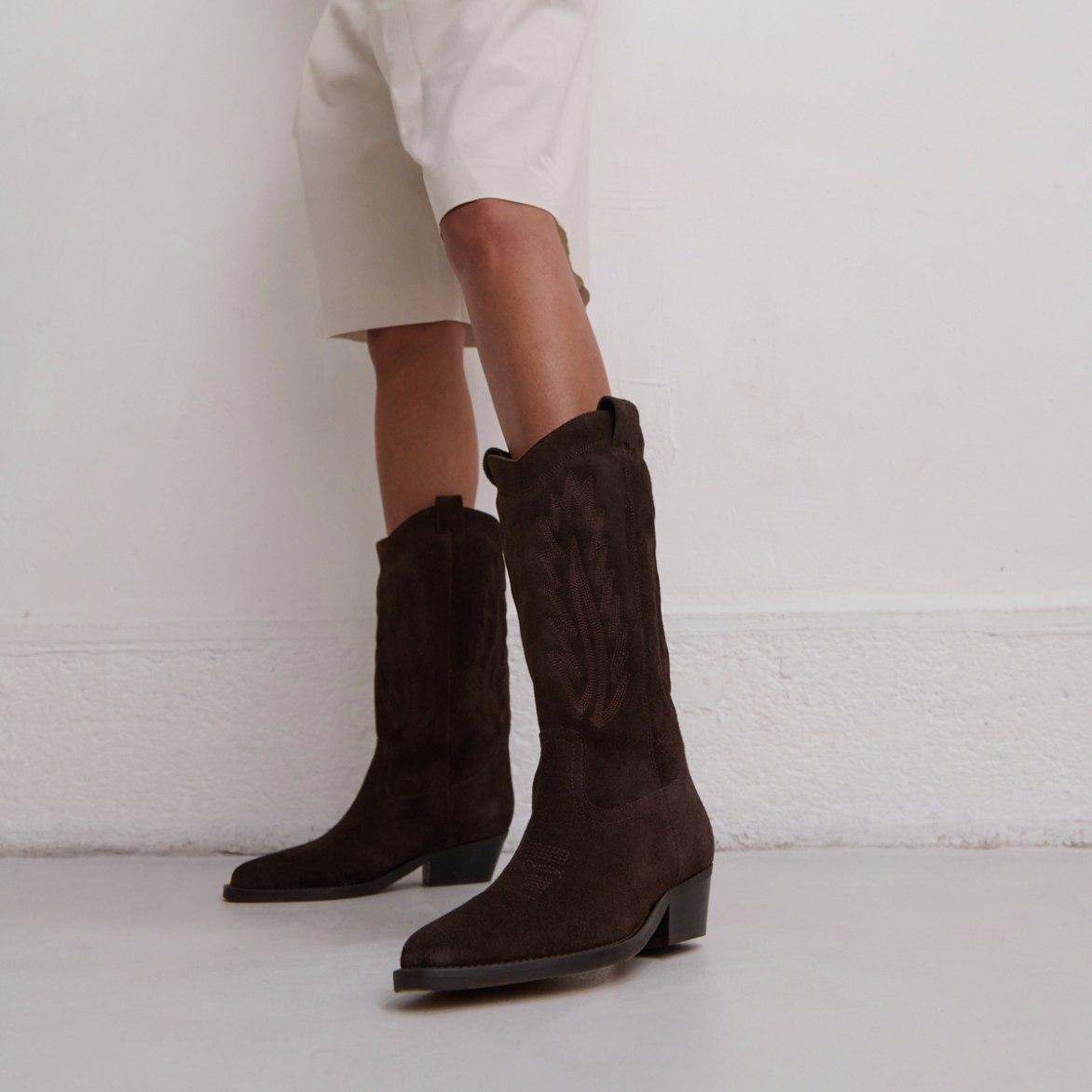 3300311-24 (5) Jonak Delea Boots, Dark Brown Suede