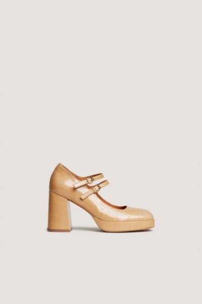 Jonak Verite Mary Janes, Latte Glossy Leather