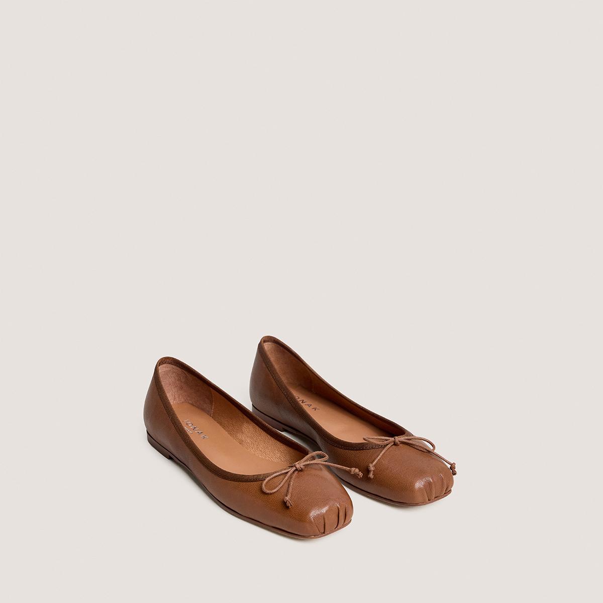 4000818-31-2 Jonak Domine Ballet Flats, Hazelnut Leather.