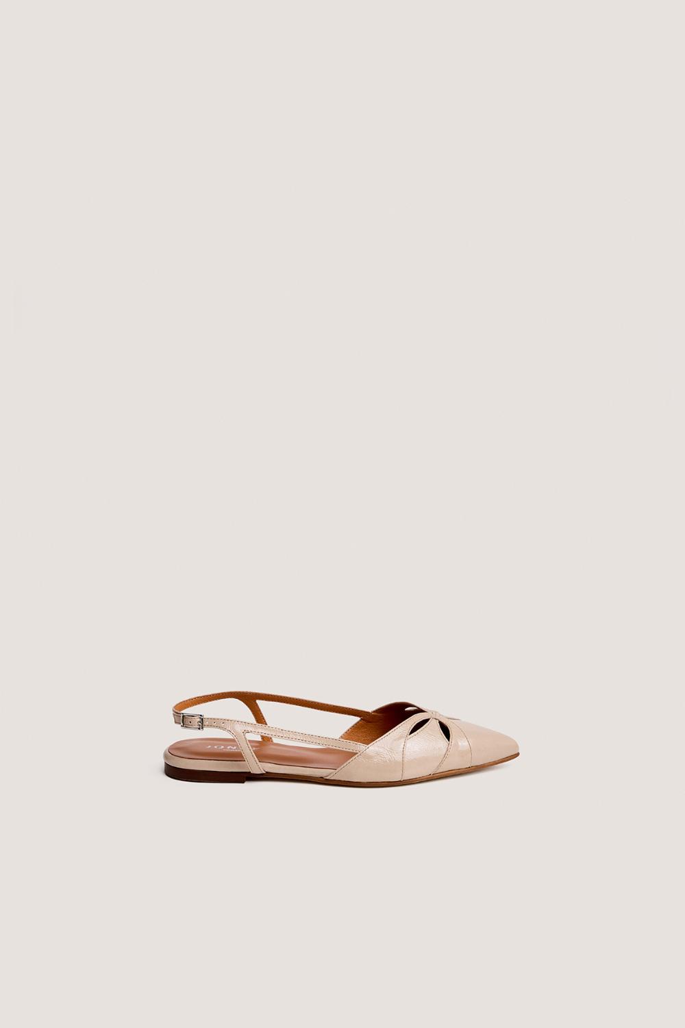 4000819-168-1 Jonak Damoura Slingback Ballet Flats, Sand Pleated Patent Leather