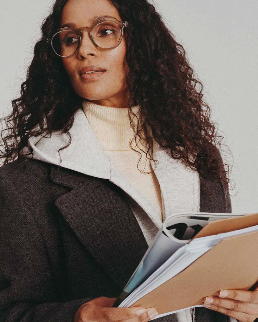 Izipizi Echo Reading Glasses, Station Seat.